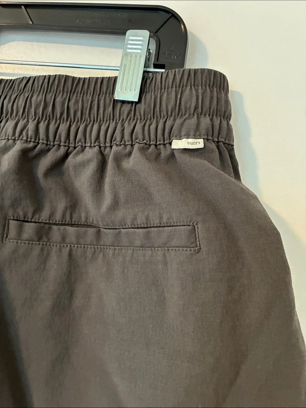 Vuori Birch Shorts Gray